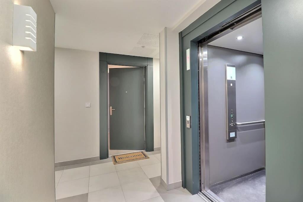 Appartement Moderne - Terrasse - Piscine - Parking Ventabren Exterior photo